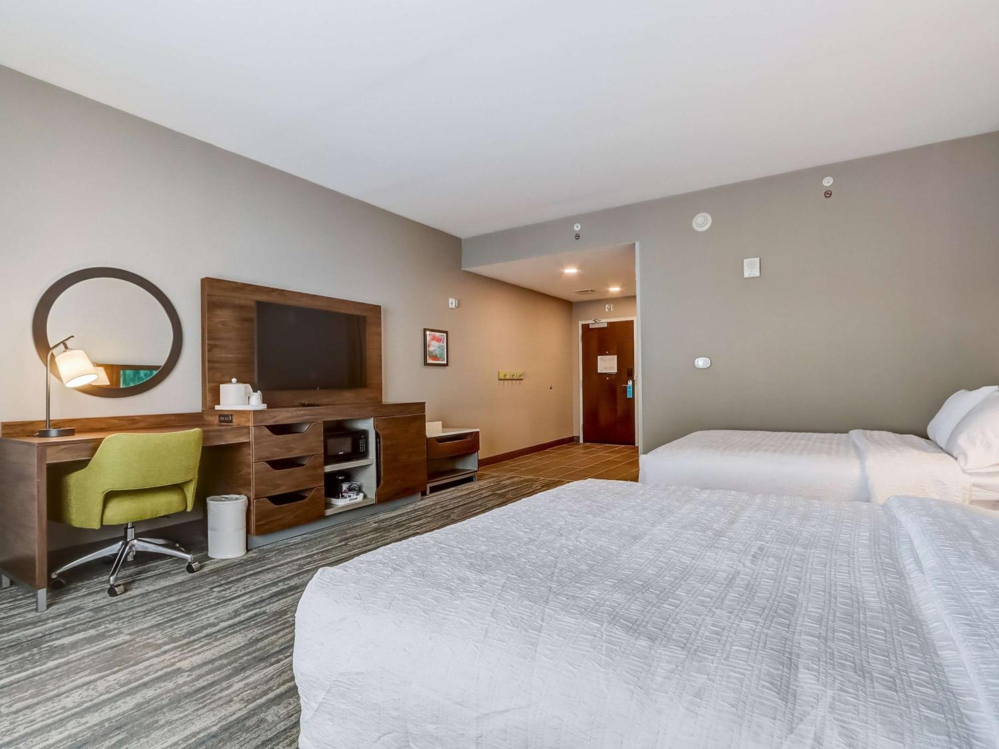 Hampton Inn & Suites Cincinnati Midtown Rookwood Exterior foto