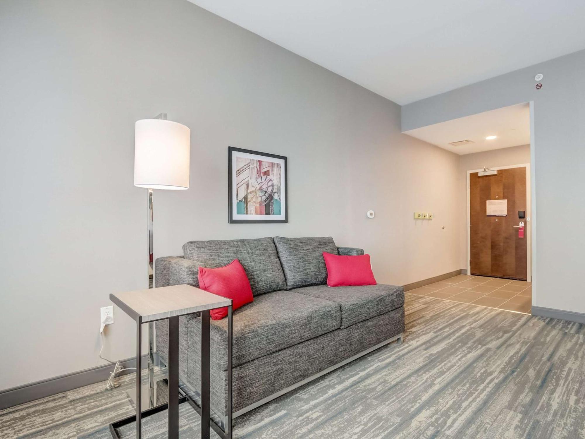 Hampton Inn & Suites Cincinnati Midtown Rookwood Exterior foto